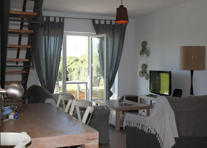 Gardens By My Choice 아파트