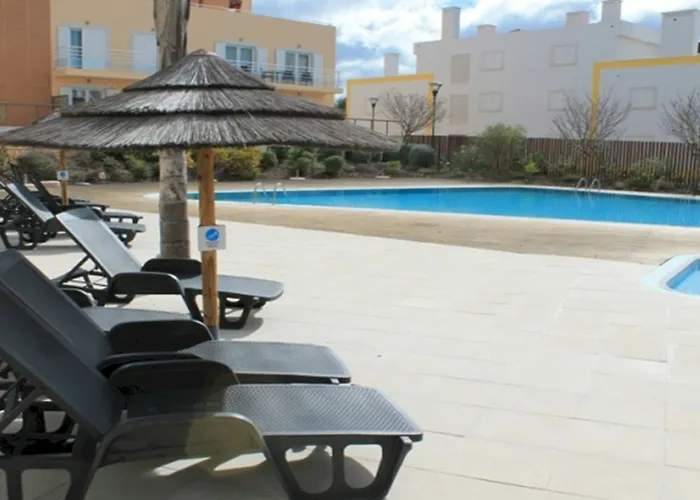 Gardens By My Choice 아파트