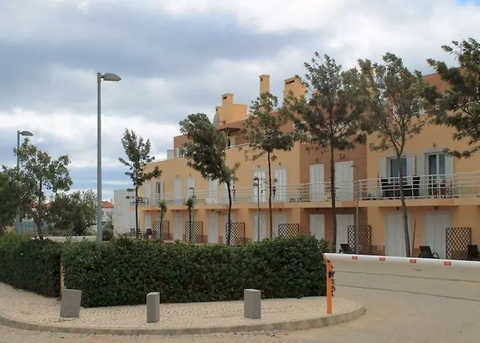 Gardens By My Choice 아파트